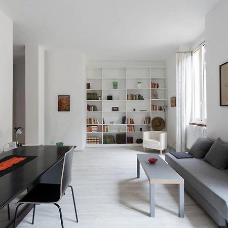 Amedei Apartment Int 7 Milan Bagian luar foto