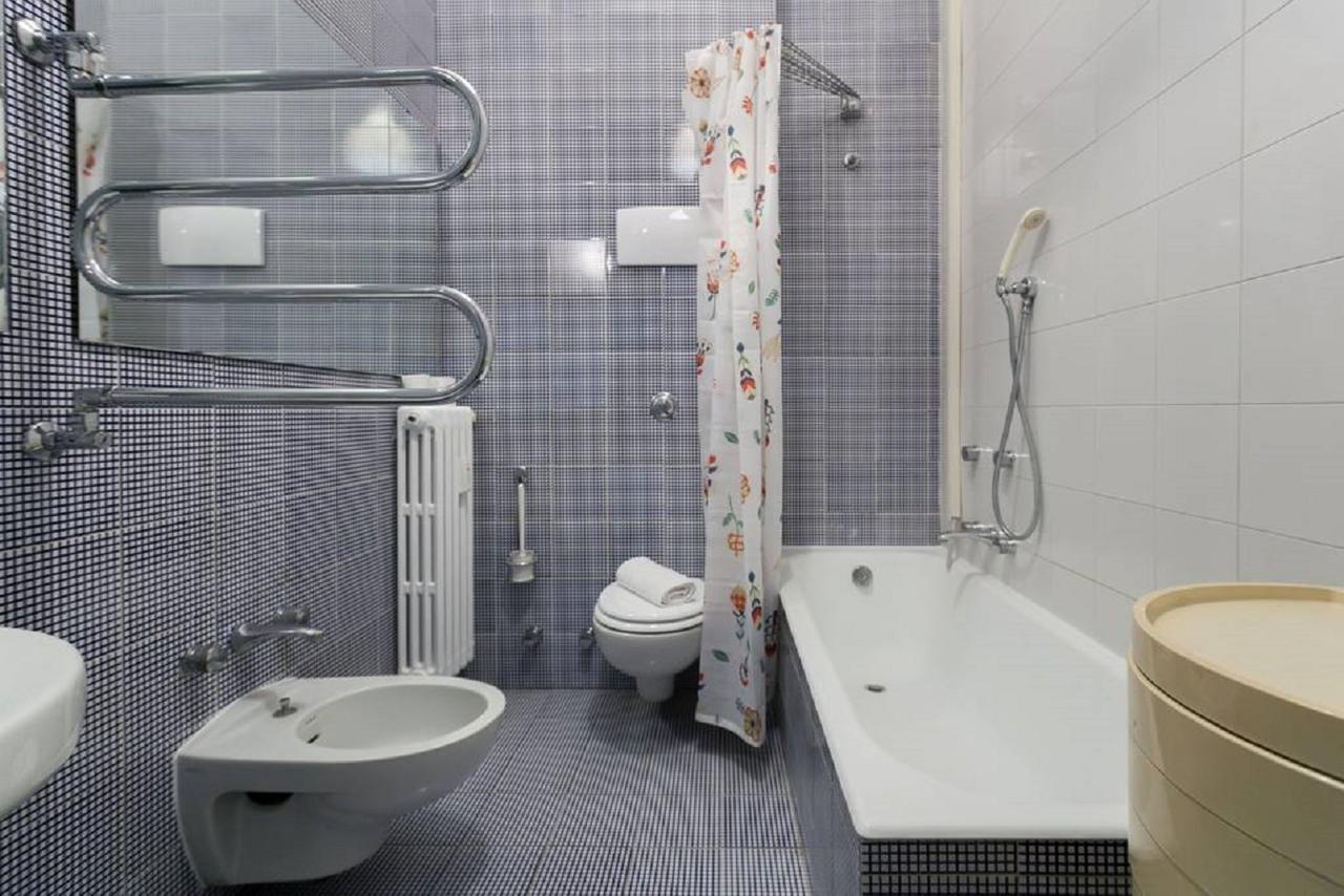 Amedei Apartment Int 7 Milan Bagian luar foto
